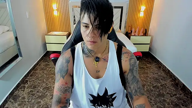 KAROLLJONES1 online show from July 13, 7:16 pm