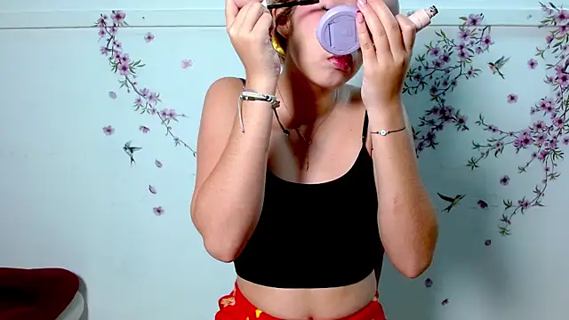 Angel Megan online show from December 17, 12:00 pm