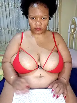 Snapshot of Kosmik_Atom chatting on March 8, 7:39 pm Kosmik Atom online show from March 8, 7:39 pm