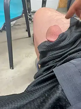 jamesliddick38 online show from January 14, 2:06 am