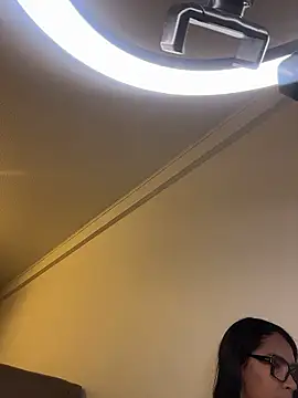 princesaliay online show from January 8, 10:17 am