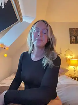 pussytrans online show from July 23, 7:23 pm