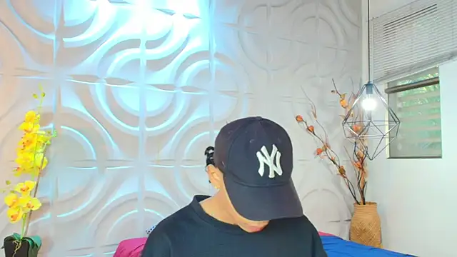 AlanCutee online show from June 11, 12:03 pm