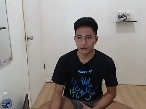 Lloyd wintours online show from November 22, 1:10 pm