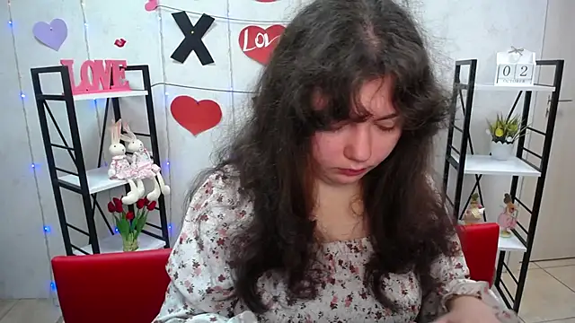 Snapshot of NeonilaLisova chatting on October 2, 5:36 am NeonilaLisova online show from October 2, 5:36 am