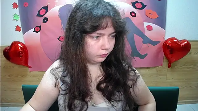 Snapshot of NeonilaLisova chatting on October 9, 5:27 am NeonilaLisova online show from October 9, 5:27 am