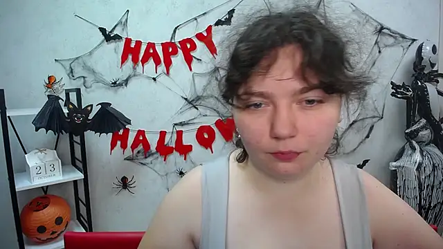 Snapshot of NeonilaLisova chatting on October 24, 5:15 am NeonilaLisova online show from October 24, 5:15 am