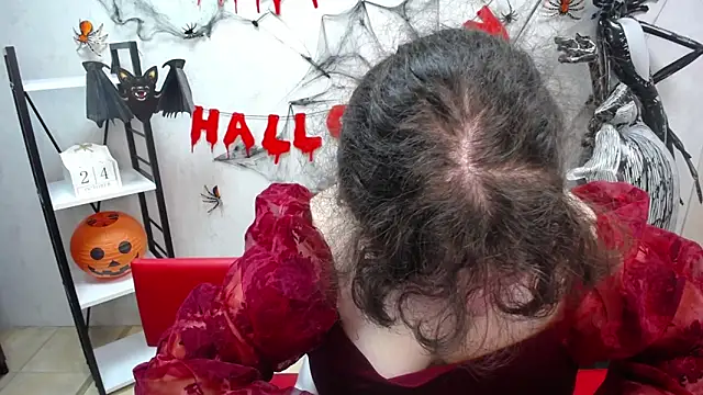 Snapshot of NeonilaLisova chatting on October 25, 5:26 am NeonilaLisova online show from October 25, 5:26 am