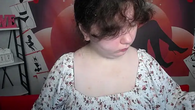 Snapshot of NeonilaLisova chatting on November 21, 6:12 am NeonilaLisova online show from November 21, 6:12 am