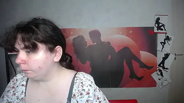 Snapshot of NeonilaLisova chatting on November 27, 6:15 am NeonilaLisova online show from November 27, 6:15 am