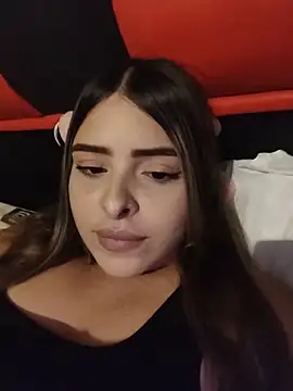 Snapshot of Nahomy_cm chatting on May 17, 5:05 am Nahomy cm online show from May 17, 5:05 am