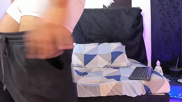 hagen mm online show from September 15, 11:16 pm