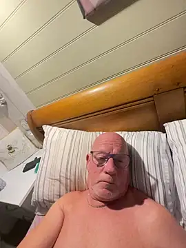 philefc online show from October 9, 8:29 pm