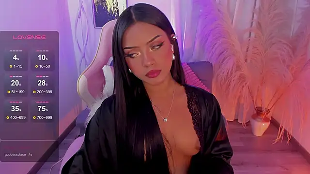 Snapshot of hannaferrati chatting on March 10, 4:06 am hannaferrati online show from March 10, 4:06 am