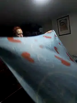 Snapshot of lili_ardient chatting on April 13, 3:28 pm lili ardient online show from April 13, 3:28 pm