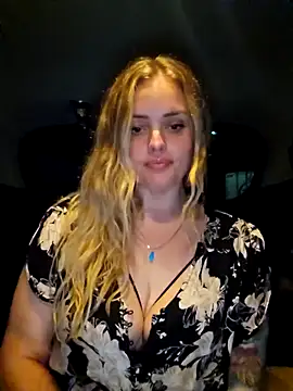 Snapshot of Bridgette03 chatting on February 19, 10:33 am Bridgette03 online show from February 19, 10:33 am