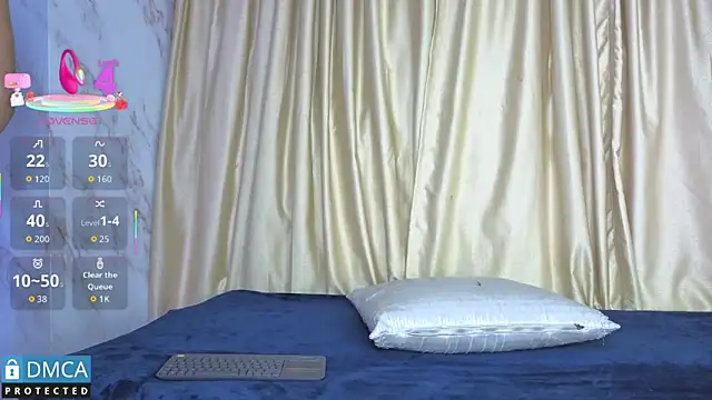 Clhoee  online show from October 27, 3:10 am