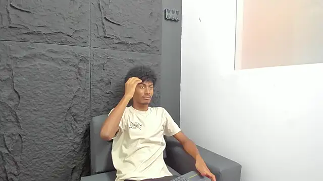 Snapshot of FYKMOR_1 chatting on March 9, 8:24 pm FYKMOR 1 online show from March 9, 8:24 pm