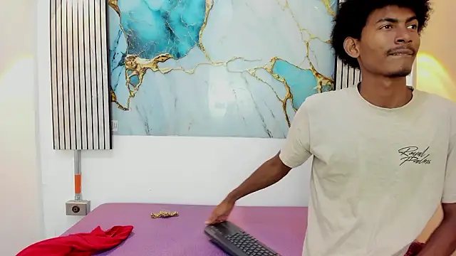 Snapshot of FYKMOR_1 chatting on March 17, 8:23 pm FYKMOR 1 online show from March 17, 8:23 pm