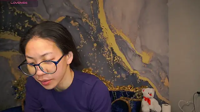 Yen Star online show from March 24, 3:55 am