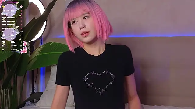 Snapshot of PhyllisSanchez chatting on November 25, 8:53 pm PhyllisSanchez online show from November 25, 8:53 pm