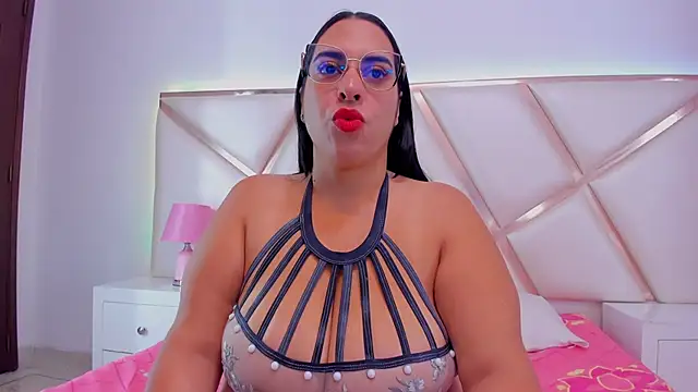 GeminisClark online show from October 29, 12:40 pm