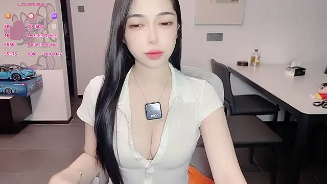 Scarlett-bb online show from October 19, 8:42 pm