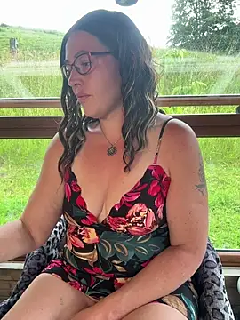 Snapshot of Nadja_Noir chatting on June 16, 3:47 pm Nadja Noir online show from June 16, 3:47 pm