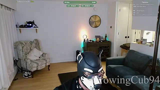 Snapshot of puptank chatting on September 11, 10:26 am puptank online show from September 11, 10:26 am