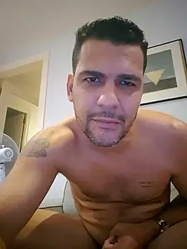 felipebcn online show from December 15, 1:04 pm