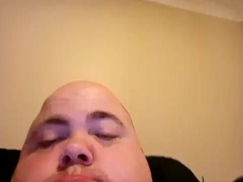 Snapshot of Nigel1121 chatting on September 11, 9:20 am Nigel1121 online show from September 11, 9:20 am