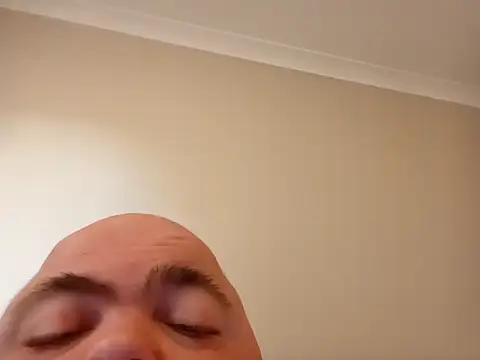 Snapshot of Nigel1121 chatting on February 4, 9:04 am Nigel1121 online show from February 4, 9:04 am