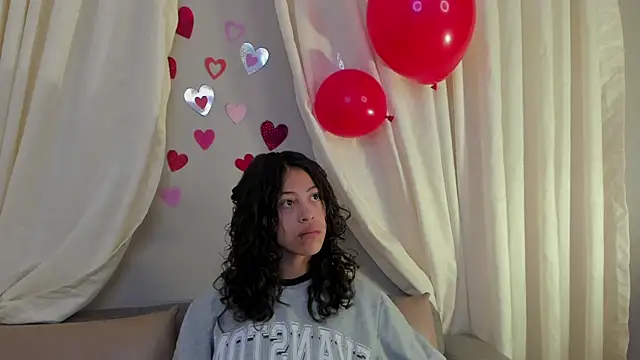 liily grey online show from September 17, 1:35 pm