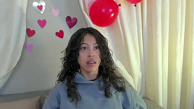 liily grey online show from September 18, 1:24 pm