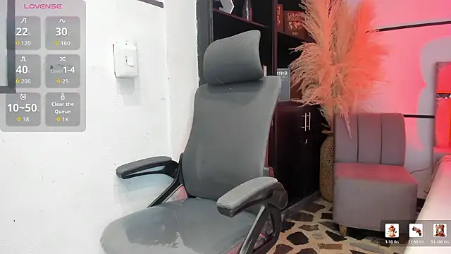 SamaraAnders  online show from March 21, 5:12 am