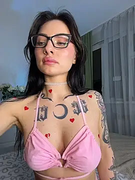 kaonasssiii online show from February 14, 5:10 pm