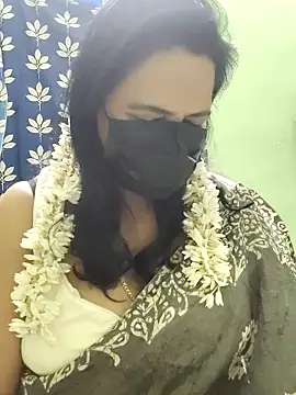 Snapshot of mallu-lover chatting on November 8, 3:56 pm mallu-lover online show from November 8, 3:56 pm