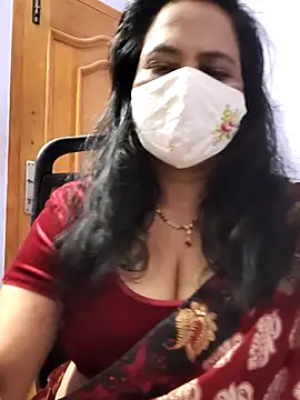 Snapshot of mallu-lover chatting on November 29, 10:07 am mallu-lover online show from November 29, 10:07 am