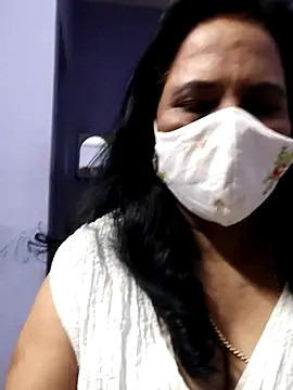 Snapshot of mallu-lover chatting on December 4, 7:50 am mallu-lover online show from December 4, 7:50 am