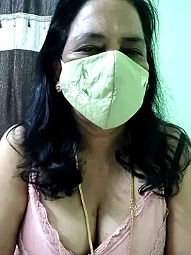 mallu-lover online show from February 4, 1:44 am