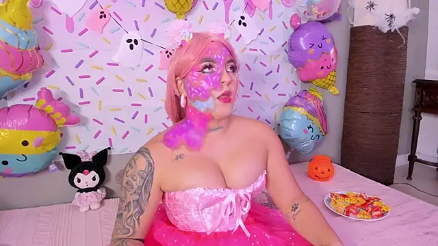 Snapshot of melody_blossom_ chatting on October 31, 9:27 pm melody blossom  online show from October 31, 9:27 pm