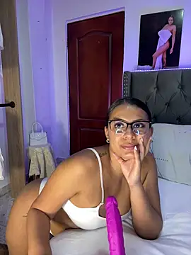 ema zoe online show from February 12, 12:16 am