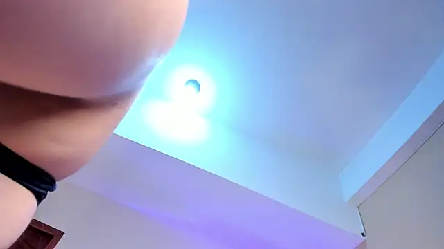 SerenaAveline online show from November 26, 11:17 pm