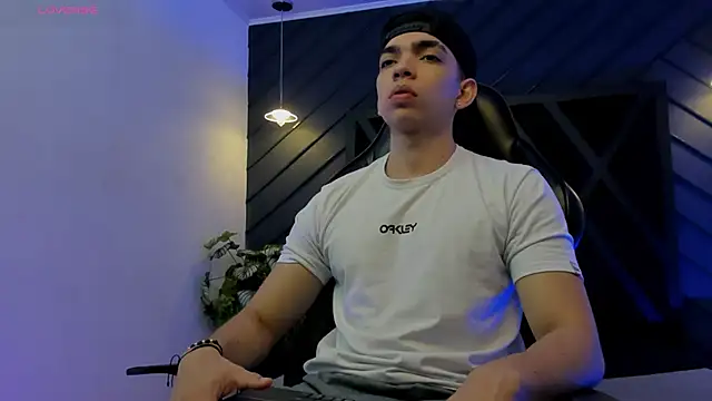 Snapshot of Eryonbradley chatting on September 24, 1:58 pm Eryonbradley online show from September 24, 1:58 pm