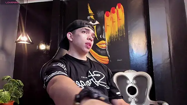 Eryonbradley online show from January 9, 11:35 am