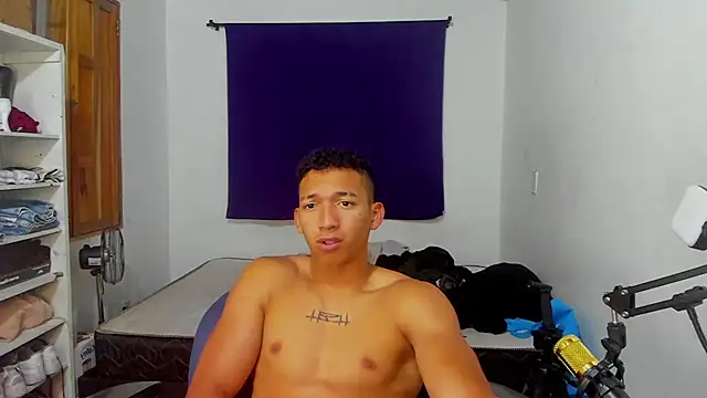 JuanchiT66 online show from October 4, 2:42 am