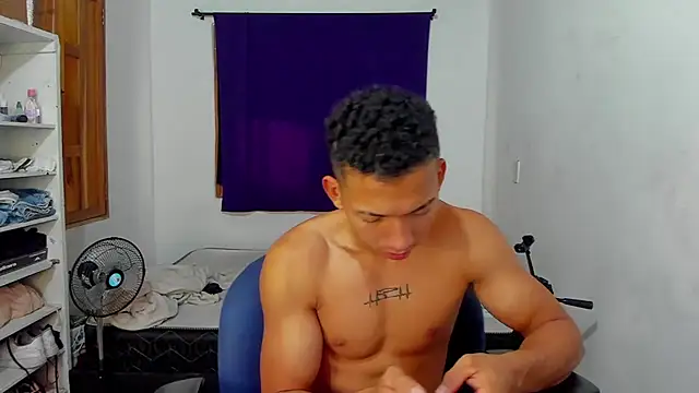 JuanchiT66 online show from October 19, 7:36 pm