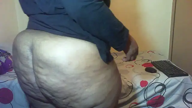 XXXBBMWCAROL online show from September 22, 5:09 am