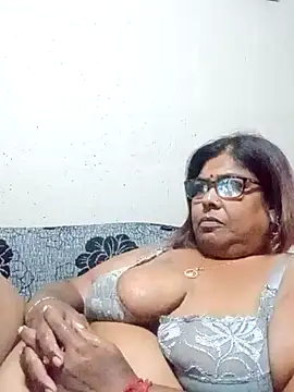 mileesha online show from October 23, 8:18 pm