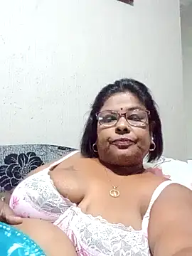 mileesha online show from December 13, 7:53 pm